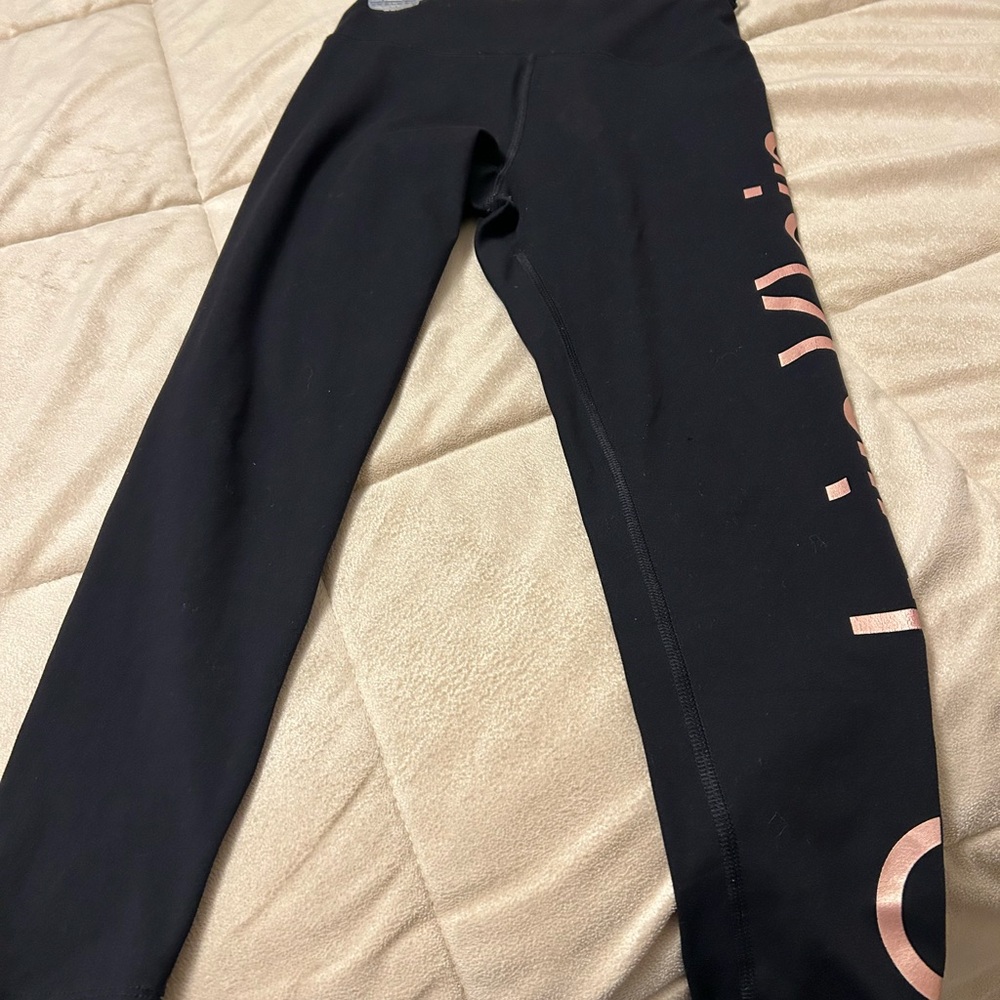 Calvin Klein Performance Stetch Workout Pants - Picture 5 of 9